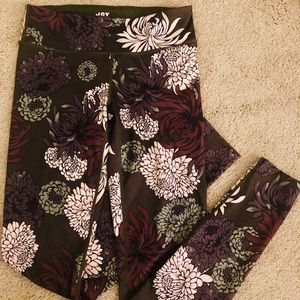 Chrysanthemum Floral Print Mid-Rise Legging